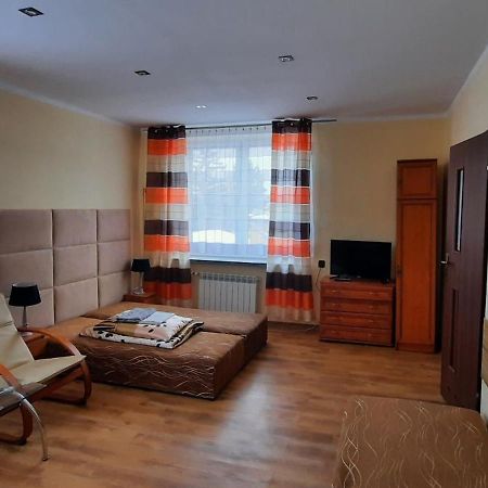 Noclegi-Zajazd"Mieszko" Tarnobrzeg Exterior foto
