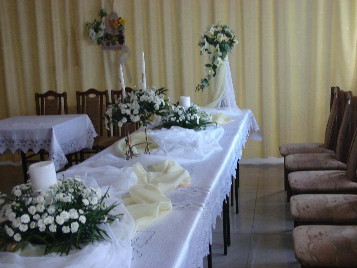 Noclegi-Zajazd"Mieszko" Tarnobrzeg Exterior foto